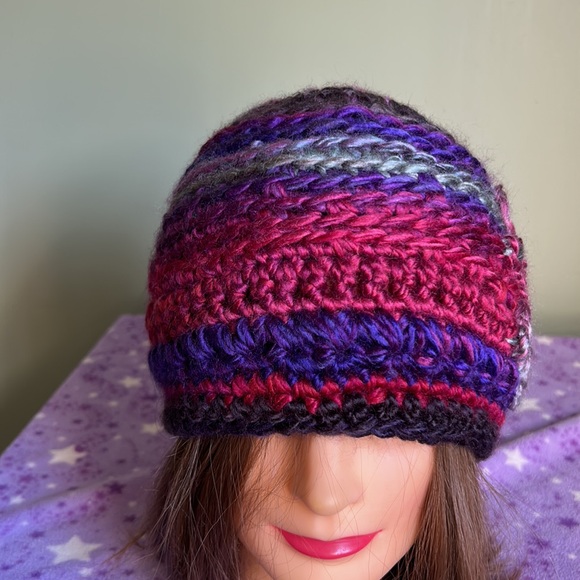 Sold - Picture 3 of 7